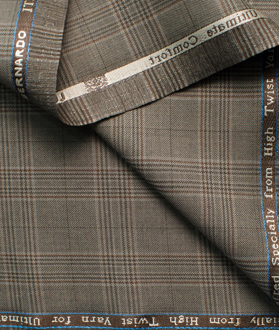 Luigi Bernardo Men's Terry Rayon Checks Unstitched Suiting Fabric