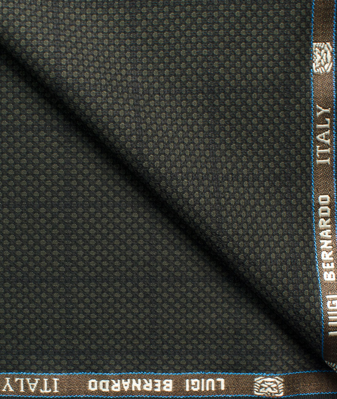 Luigi Bernardo Men's Terry Rayon Checks 3.75 Meter Unstitched Suiting Fabric (Dark Green)