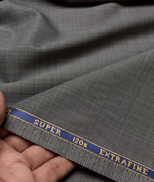 Cavalero Italy Super 120's Structured 52% Merino Wool Suiting Fabric (Light Grey)