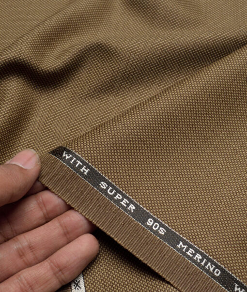 Panero Italy Super 90's Structured 20% Merino Wool Suiting Fabric (Brown)